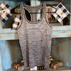 Lulu tank size 4 rare ombré